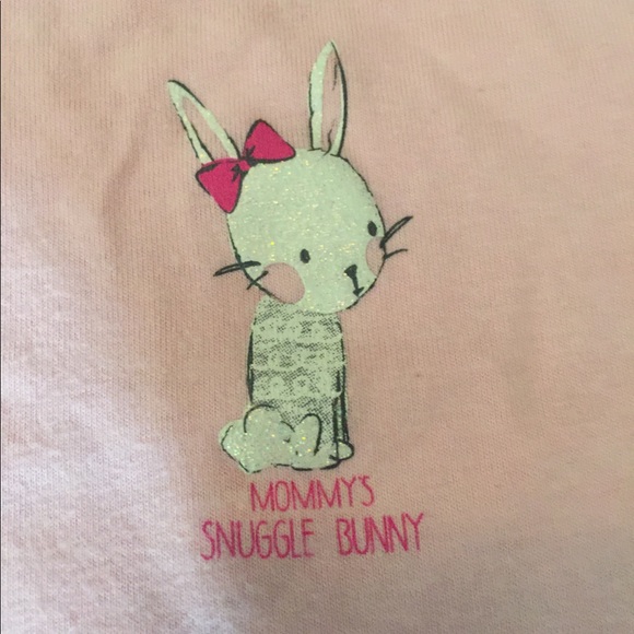 Cute little girls outfit. Great for Easter. - Picture 4 of 5